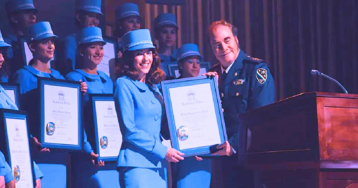 Women in Blue cast